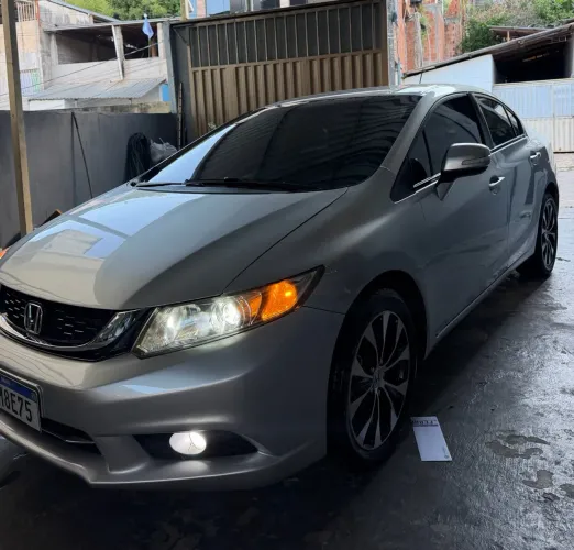 Honda Civic Sedan LXR 2.0 Flexone 16V Aut. 4P 2016