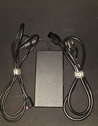 Fonte Carregador Original Acer Nitro 5 135W (Pino Roxo) - Original Delta