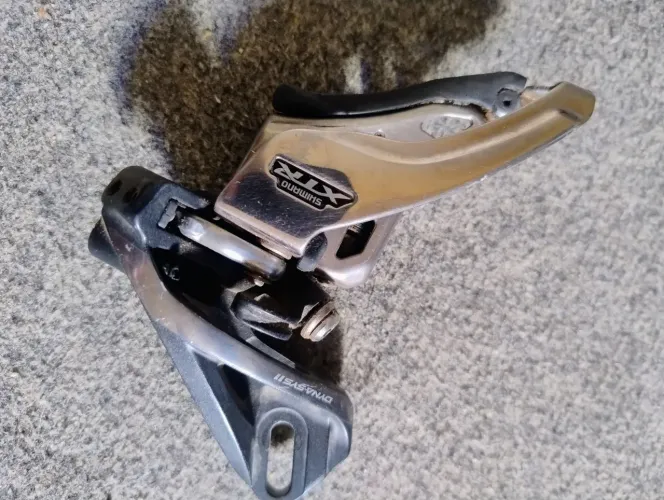 Câmbio dianteiro bicicleta xtr