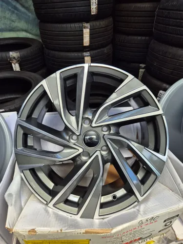 Jogo de rodas esportivas chiara aro 17 5x112 krmai