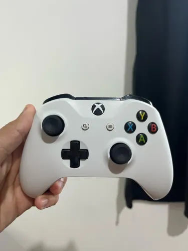 Controle de Xbox One S Original Entrego
