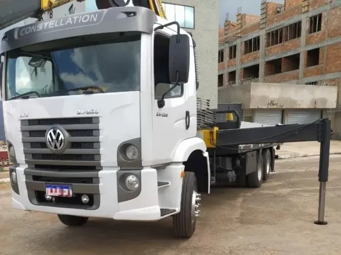 Vw 24250 munck madal 43 ano 2010