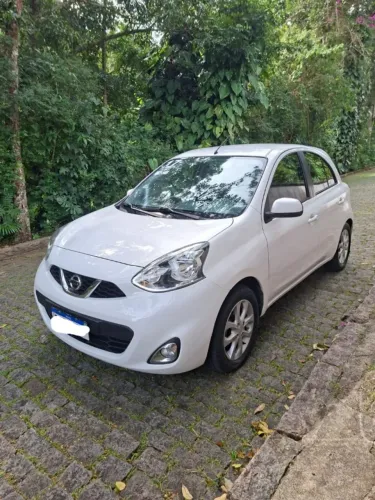 Nissan March SV 1.6 16V Flexstart 5P Mec. 2017