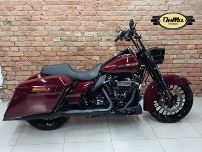Harley-Davidson ROAD KING SPECIAL FLHRXS