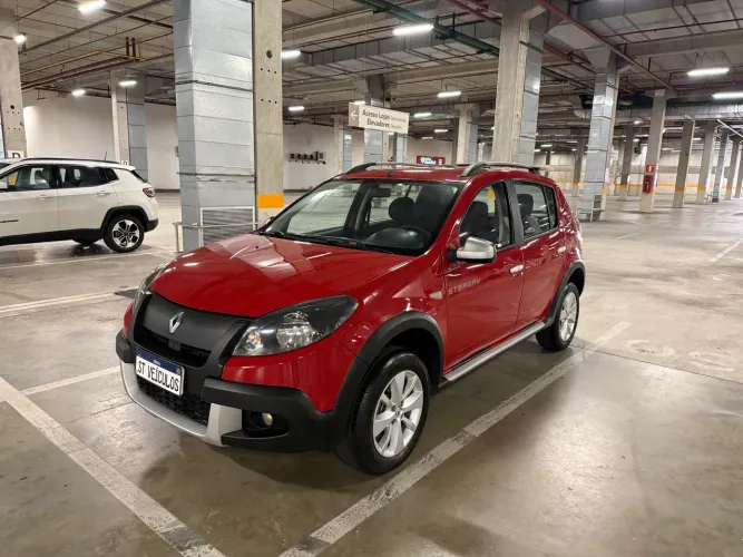Renault Sandero Stepway Hi-power 1.6 8V 5P 2013