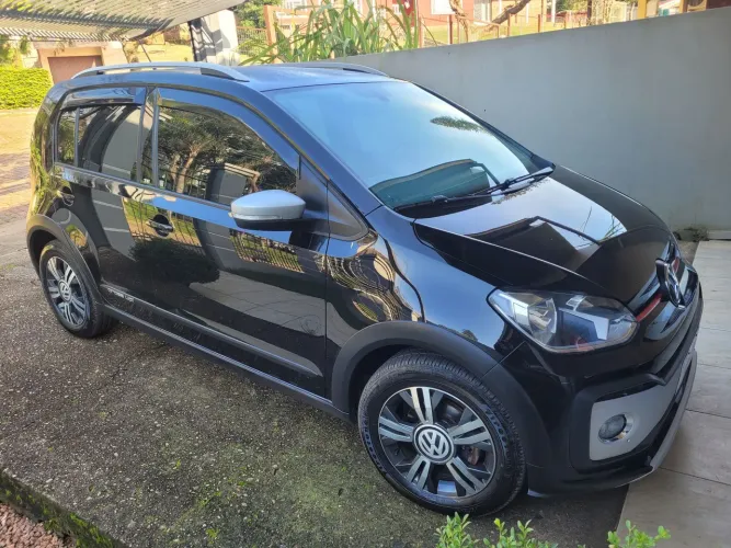 Volkswagen Up! Cross 1.0 TSI Total Flex 12V 5P 2018