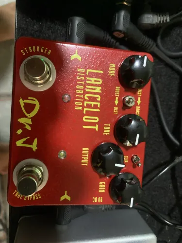 Pedal distorção