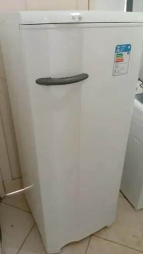 Geladeira Electrolux funcionando entrego sem custos dependendo do local !
