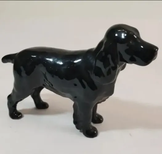 Escultura Cachorro de porcelana 