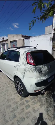 Fiat Punto Attractive 1.4 Fire Flex 8V 5P 2015