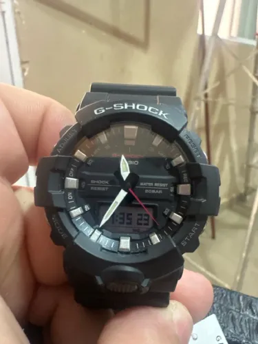 Vendo g-shock original zero sem uso.