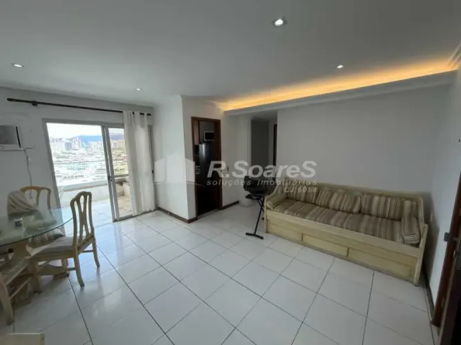 Flat : / Residencial / Barra da Tijuca