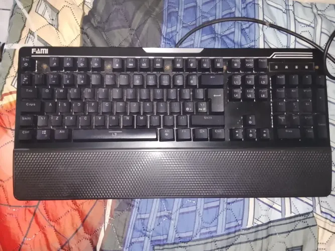Vendo teclado mecânico Pichau