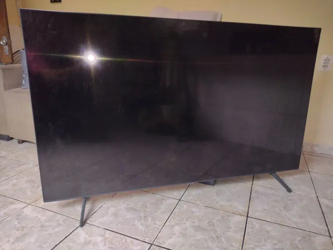 Vendo uma tv está sem imagem 65 polegadas para retirar pecas