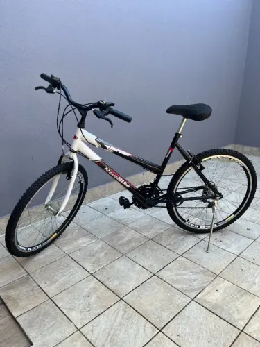 Bicicleta aro 24