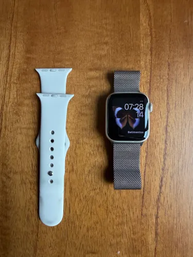 Apple Watch SE 2 40mm Starlight