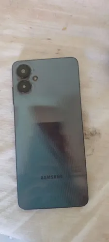 Vendo celular A06 sanssung 128gb , so película quebrada
