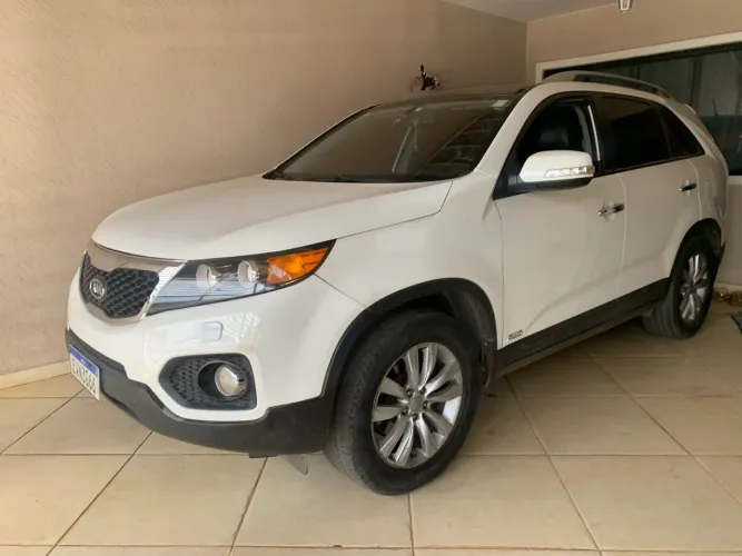 Kia Motors Sorento 3.5 V6 24V 278cv 4X4 Aut. 2012