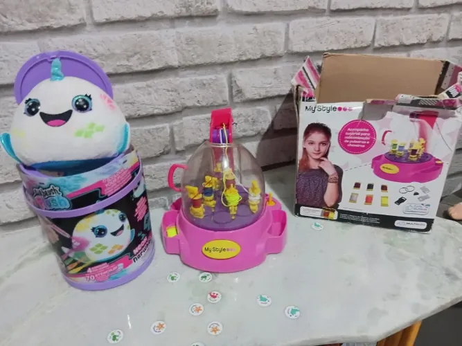 Lote de brinquedos usados