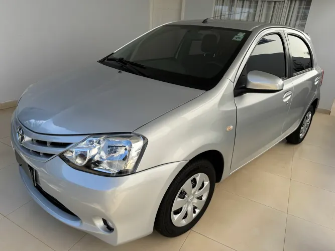 Toyota Etios XS 1.5 Flex 16V 5P Mec. 2016