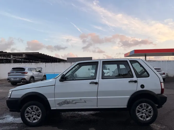 Fiat Uno Mille WAY Economy 1.0 F.flex 4P 2013