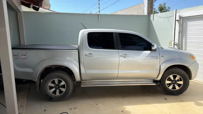 Toyota Hilux CD SRV D4-d 4X4 3.0 TDI Diesel AUT 2006