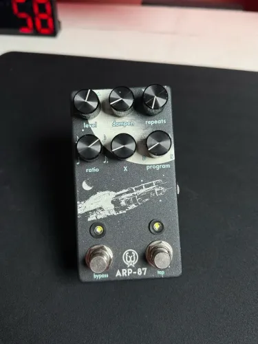 Pedal Walrus Audio Arp 87 Delay