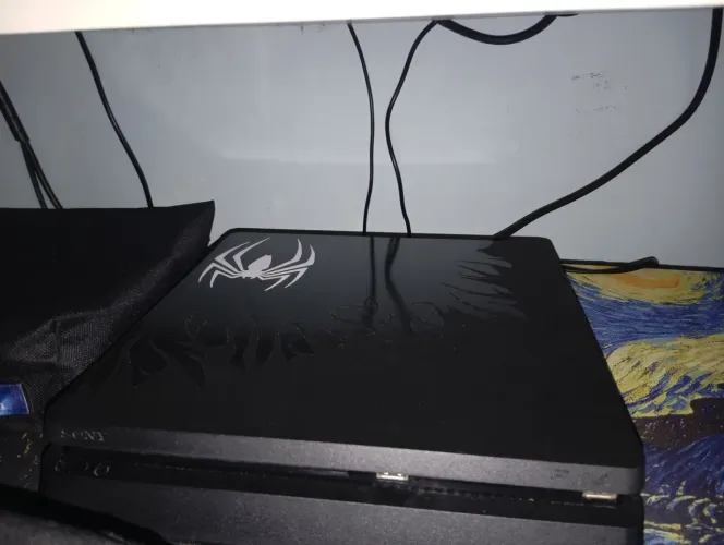 Ps4 slim 1tb