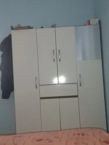 Vendo guarda roupa 