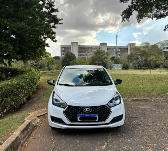 Hyundai HB20 Unique 1.0 Flex 12V Mec. 2019