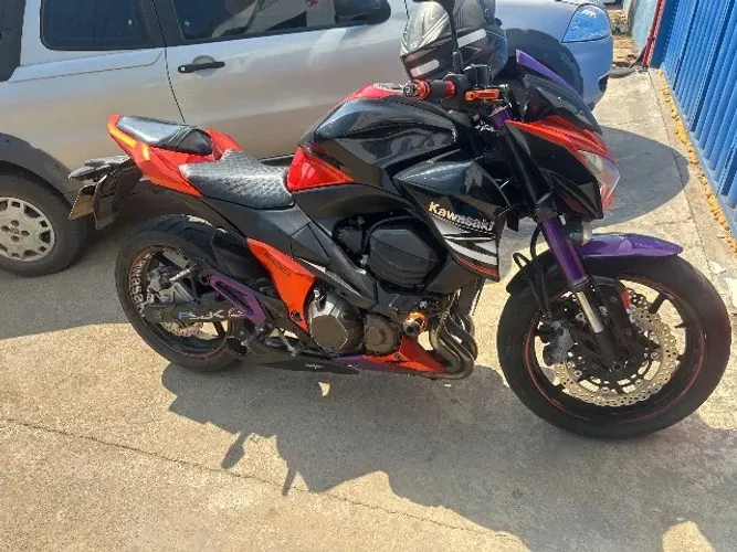 Vendo ou troco em carro mas ou menos do mesmo valor
