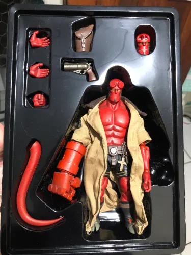 Hellboy 1000toys original (LEIA DESCRIÇÃO)