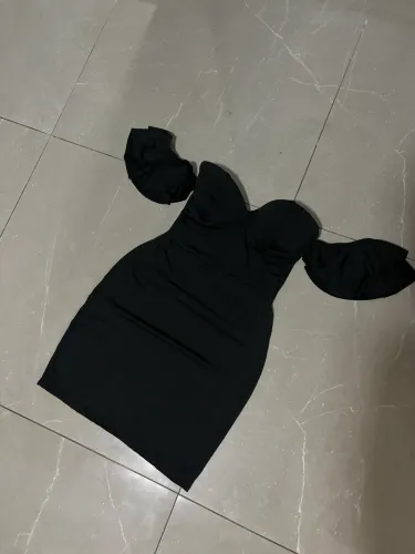 Vendo vestido tam m novo