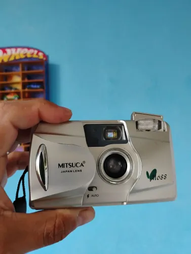 Câmera Analogica Mitsuca M688 linda