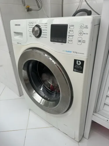 Lava e Seca Samsung Inverter 10.1kg (WF106U4SAWQ) - Para Conserto ou Retirada de Peças