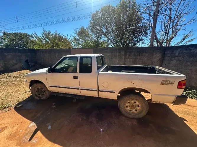Chevrolet S10 Pick-up Luxe 2.2 MPFI / EFI 1996