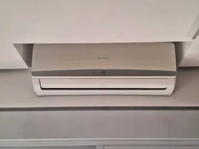 Ar-Condicionado Split Hi-Wall Springer Quente/Frio 9.000 BTU/h - Modelo 42FWQA09S5 - 220V