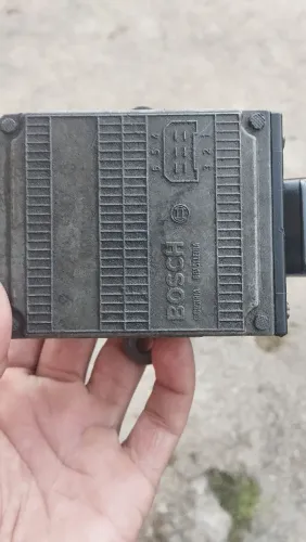 Vende-se módulo ignição Bosch 6 pinos.