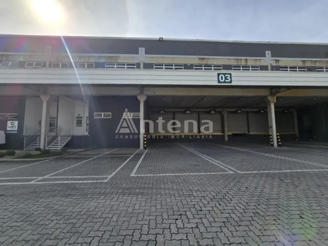 Barracão para alugar por R$ 39751.36, 777.28 m2 - OURO FINO - SAO JOSE DOS PINHAIS/PR