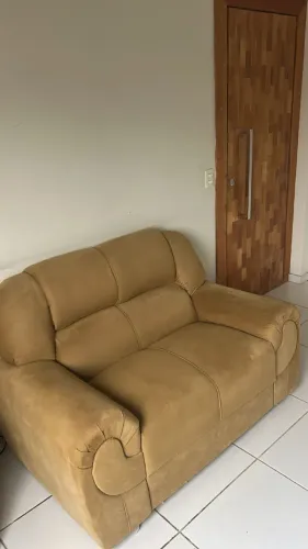 Sofá 2 lugares extremamente novo 