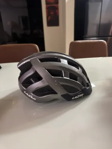 Capacete bicicleta marca laser