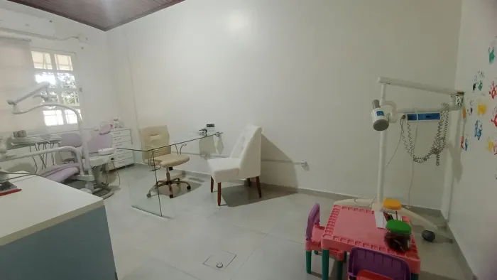 ALUGO CONSULTÓRIO ODONTOLÓGICO 