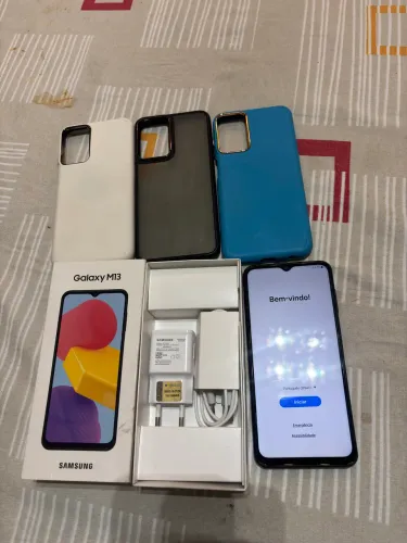 Samsung galaxy m13