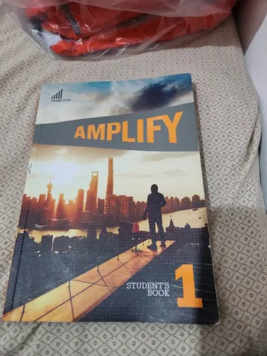 lIVRO AMPLIFY CULTURA INGLESA