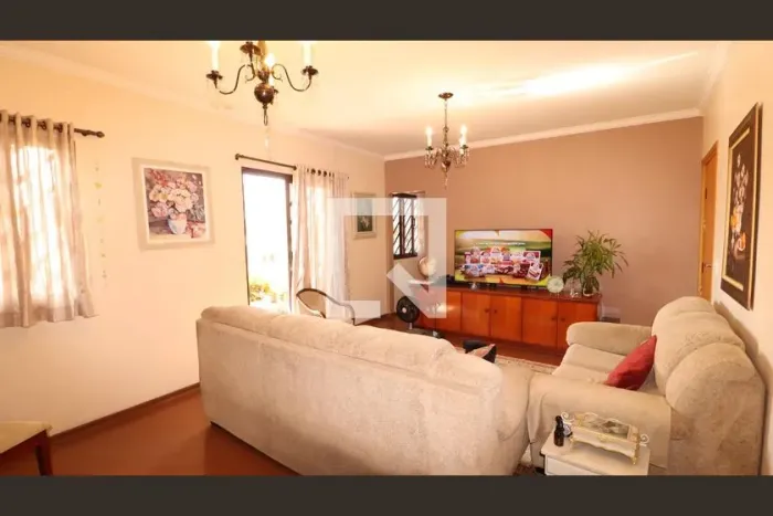 Casa à Venda - Vila Gustavo, 4 Quartos, 200 m2