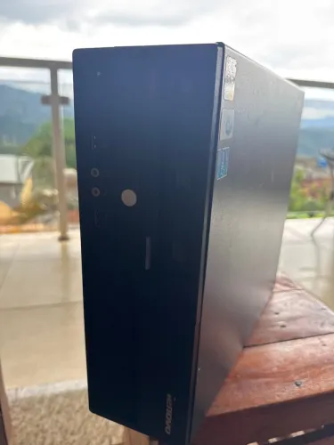 Computador PC Lenovo ThinkCentre S390 (Para Retirada de Peças / Sucata)