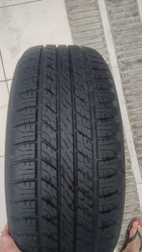 Pneu Goodyear 255/60/18