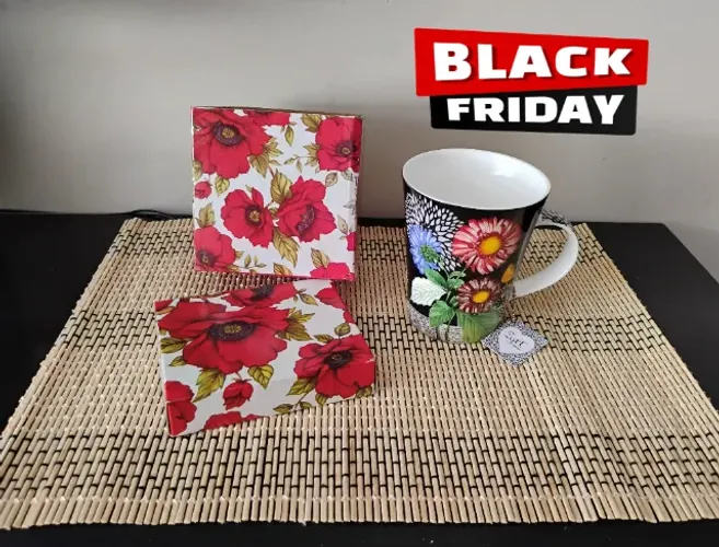 LINDA CANECA IMPORTADA DE PORCELANA 350ML