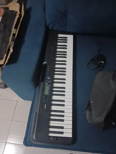 Teclado Cassio CTS300