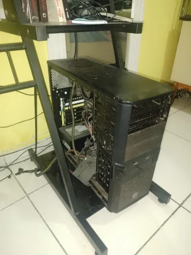 PC (computador) + Monitor